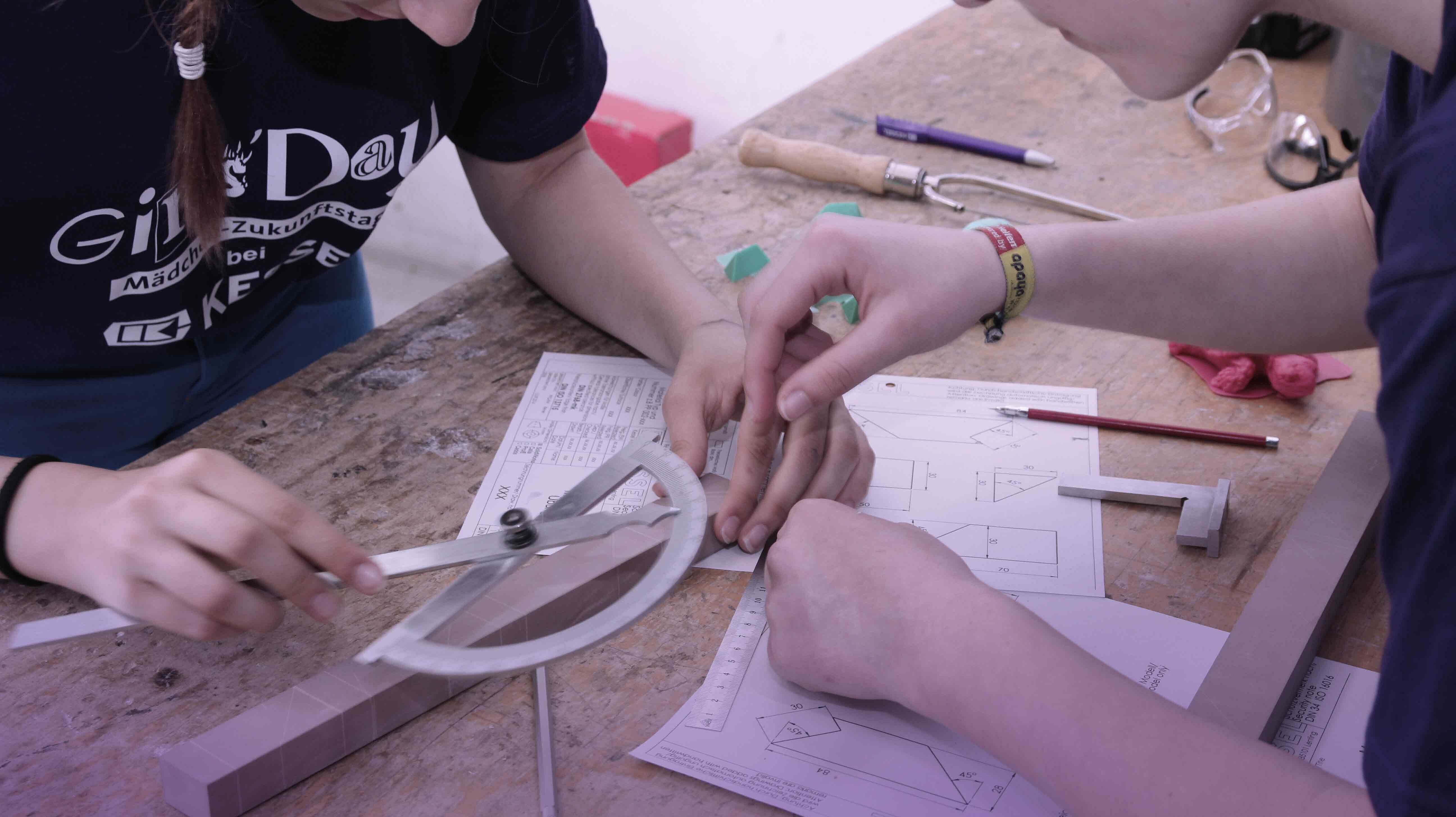 Girls'Day bei KESSEL Girls'Day bei KESSEL